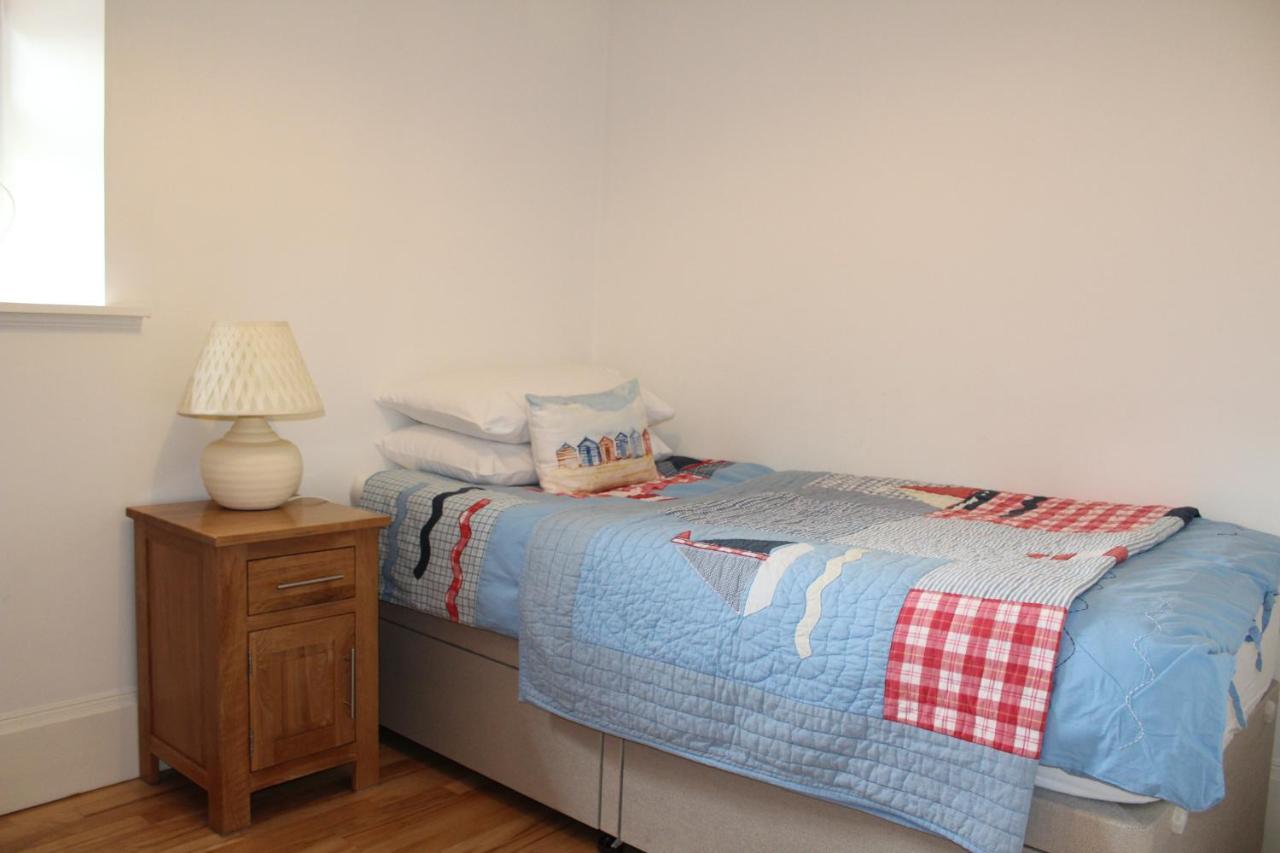 Ceol Na Mara Cottage By The Sea Nairn Ngoại thất bức ảnh